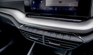 Skoda Octavia Estate 2020 года  (UK)